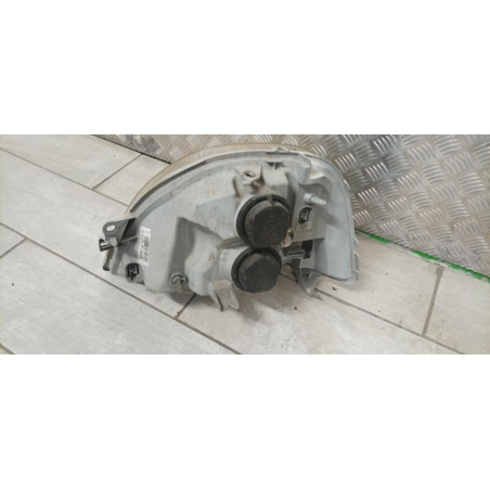 Optique avant principal droit (feux)(phare) RENAULT MASTER 2 PHASE 2 d’occasion
