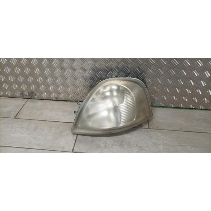 Optique avant principal gauche (feux)(phare) RENAULT MASTER 2 PHASE 2 d’occasion
