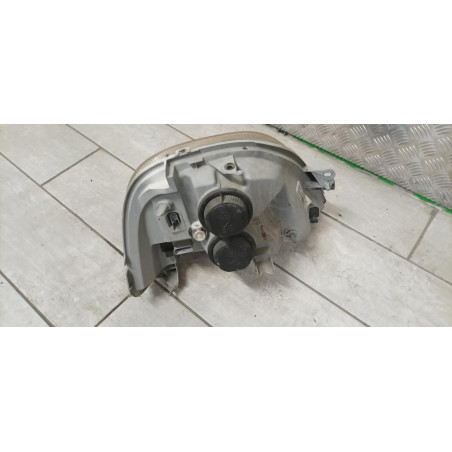 Optique avant principal gauche (feux)(phare) RENAULT MASTER 2 PHASE 2 d’occasion