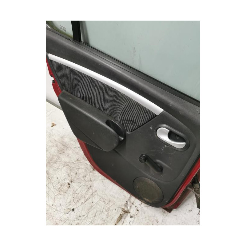 Porte arriere gauche DACIA SANDERO 1 d’occasion