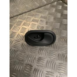 Poignee interieur avant droit RENAULT KANGOO 2 PHASE 2 d’occasion