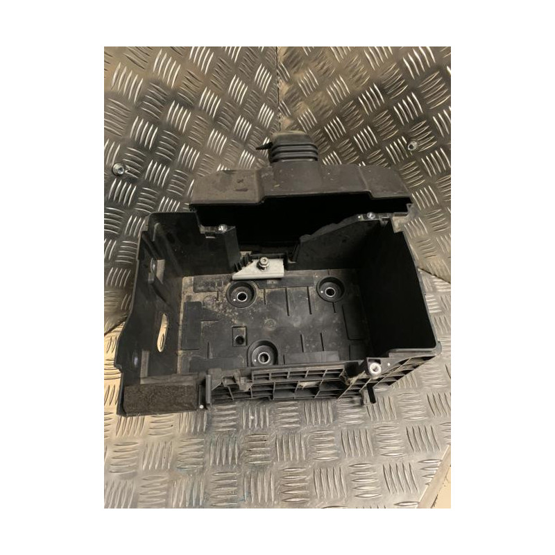 Coffre à batterie RENAULT MEGANE 4 PHASE 1 d’occasion