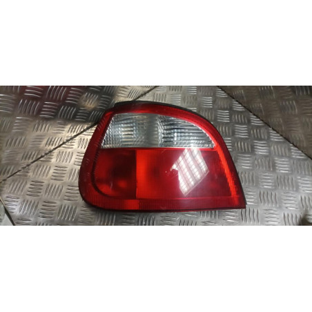 Feu arriere principal gauche (feux) RENAULT MEGANE 1 PHASE 2 d’occasion