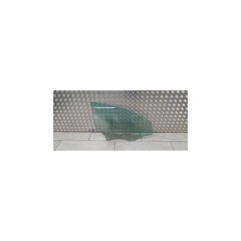 Vitre avant droit SEAT IBIZA 4 PHASE 3 d’occasion