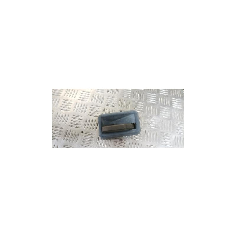 Poignee interieur avant droit RENAULT TRAFIC 1 PHASE 1 d’occasion