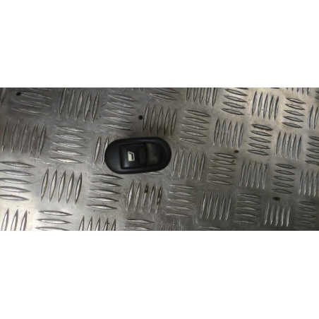 Interrupteur de leve vitre CITROEN C3 1 PHASE 2 d’occasion