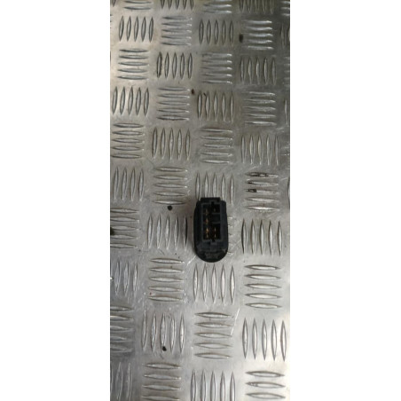 Interrupteur de leve vitre CITROEN C3 1 PHASE 2 d’occasion