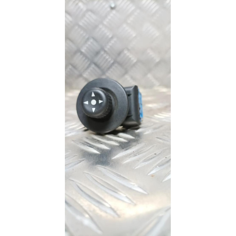 Commande retroviseurs CITROEN BERLINGO 1 PHASE 2 d’occasion