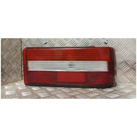 Feu arriere principal droit (feux) PEUGEOT 309 PHASE 1 d’occasion