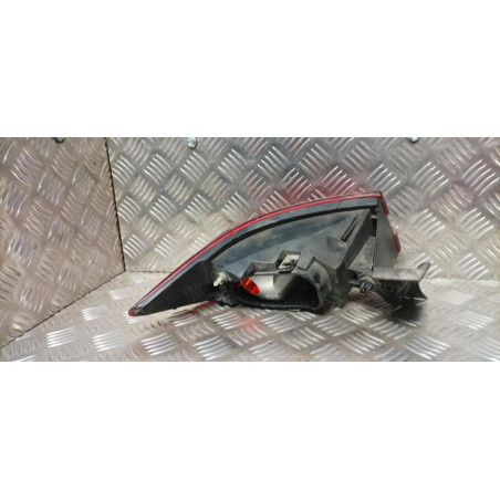 Feu arriere principal droit (feux) RENAULT CLIO 4 PHASE 1 d’occasion