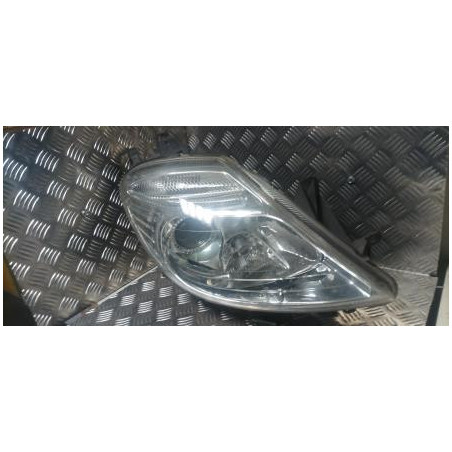 Optique avant principal droit (feux)(phare) CITROEN C8 d’occasion