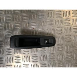 Interrupteur de leve vitre arriere gauche PEUGEOT 308 2 PHASE 1 d’occasion
