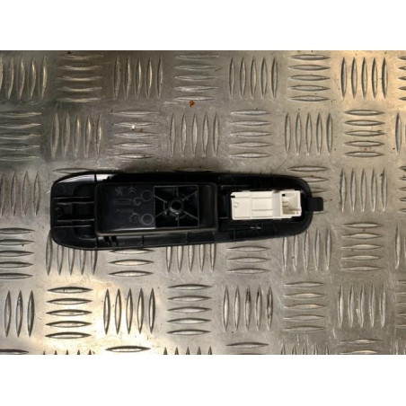 Interrupteur de leve vitre arriere gauche PEUGEOT 308 2 PHASE 1 d’occasion