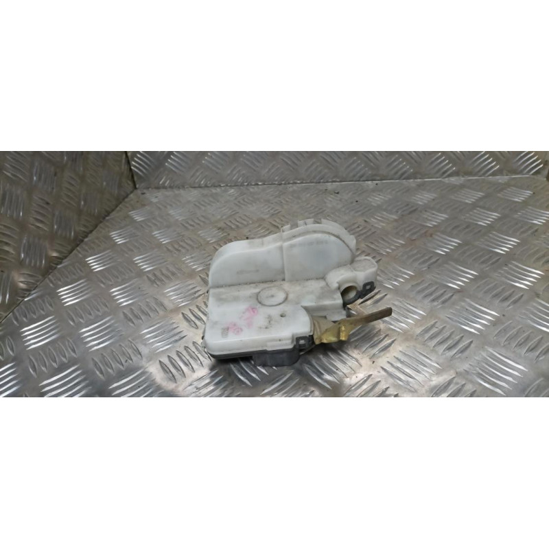 Serrure avant gauche SEAT IBIZA 2 PHASE 2 d’occasion