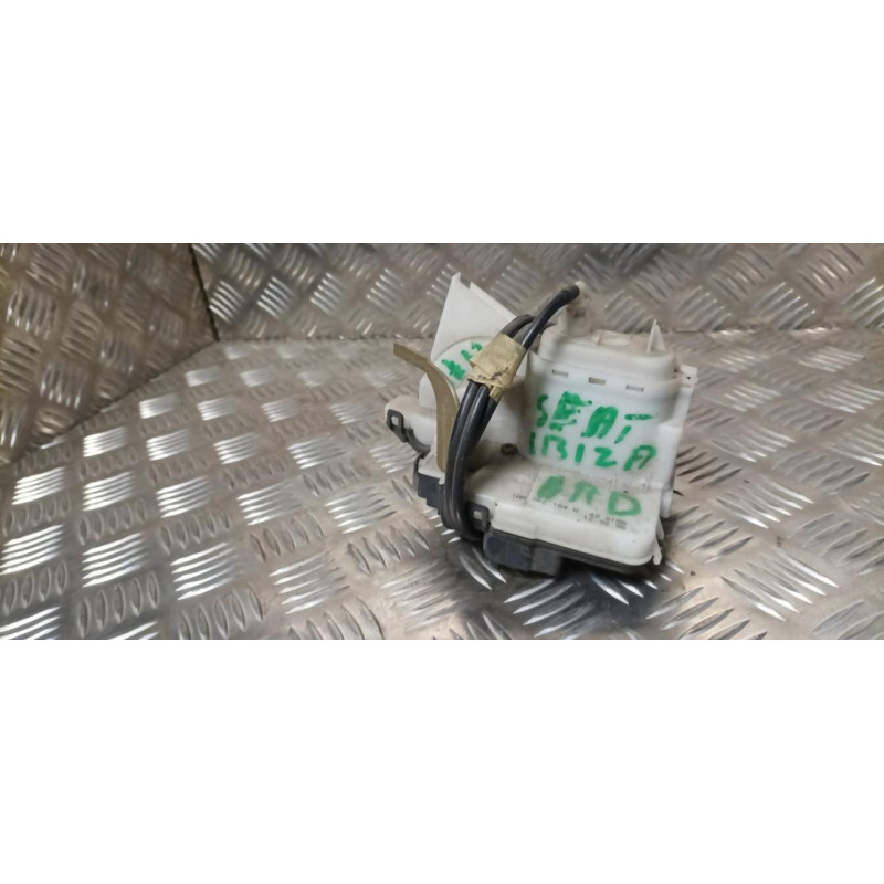 Serrure arriere droit SEAT IBIZA 2 PHASE 1 d’occasion