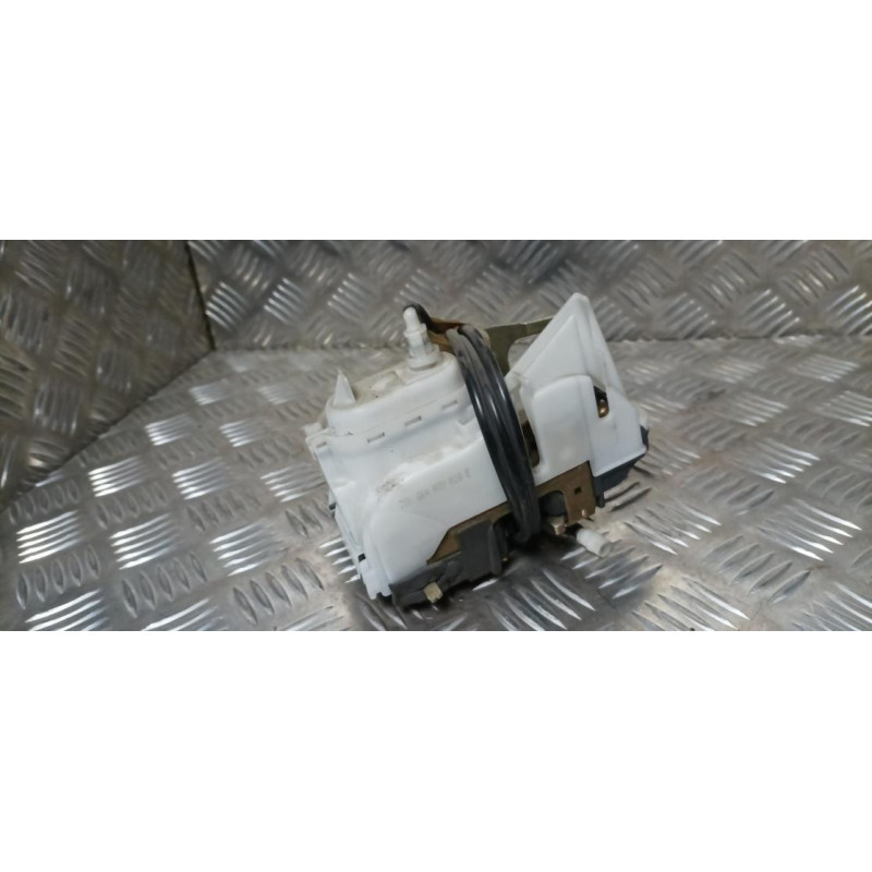 Serrure arriere droit SEAT IBIZA 2 PHASE 1 d’occasion