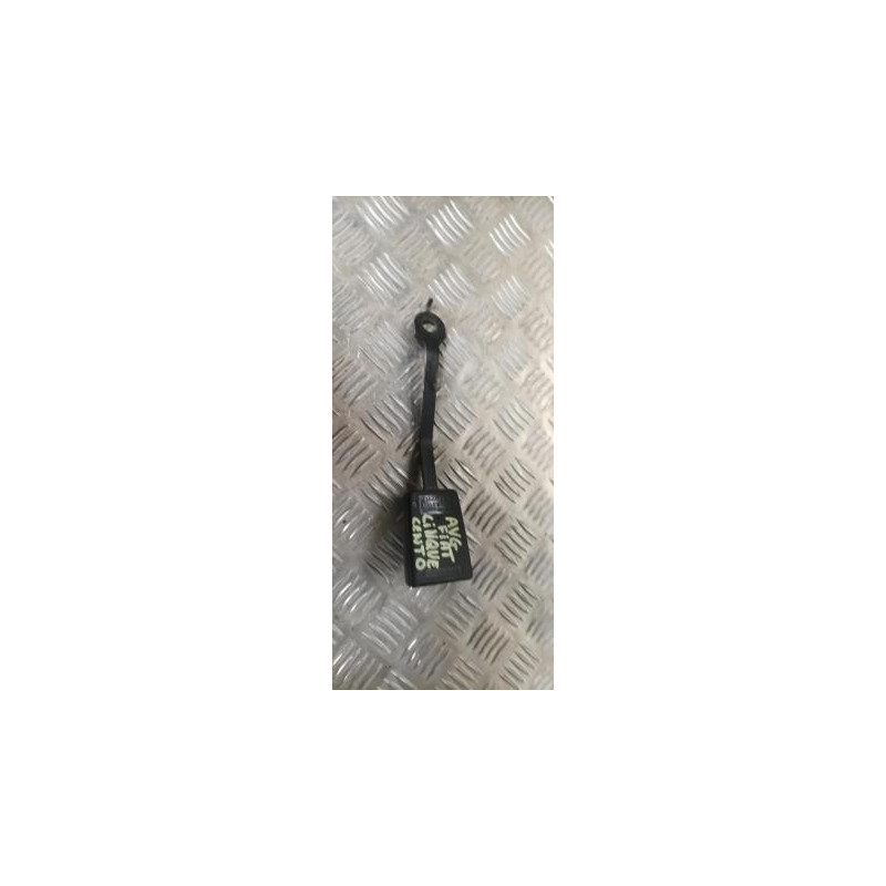 Attache ceinture avant gauche FIAT CINQUECENTO d’occasion