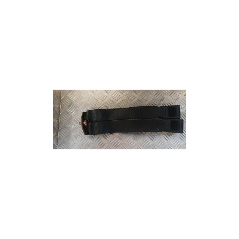 Attache ceinture arriere gauche FIAT CROMA 1 PHASE 1 d’occasion