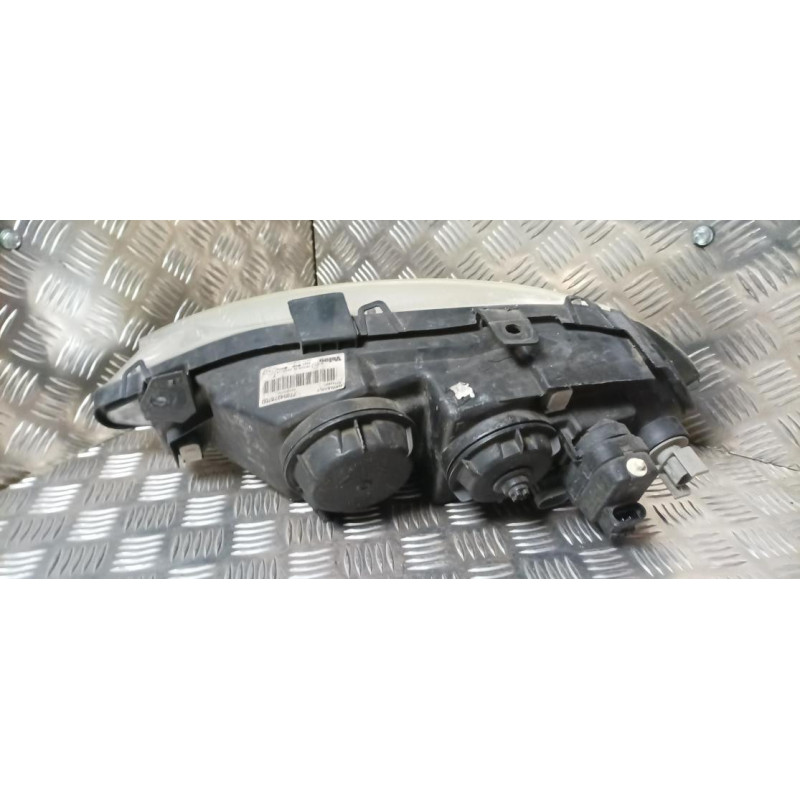 Optique avant principal droit (feux)(phare) RENAULT MEGANE 1 PHASE 2 d’occasion