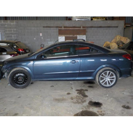 Platine feu arriere gauche OPEL ASTRA H TWINTOP CABRIOLET d’occasion