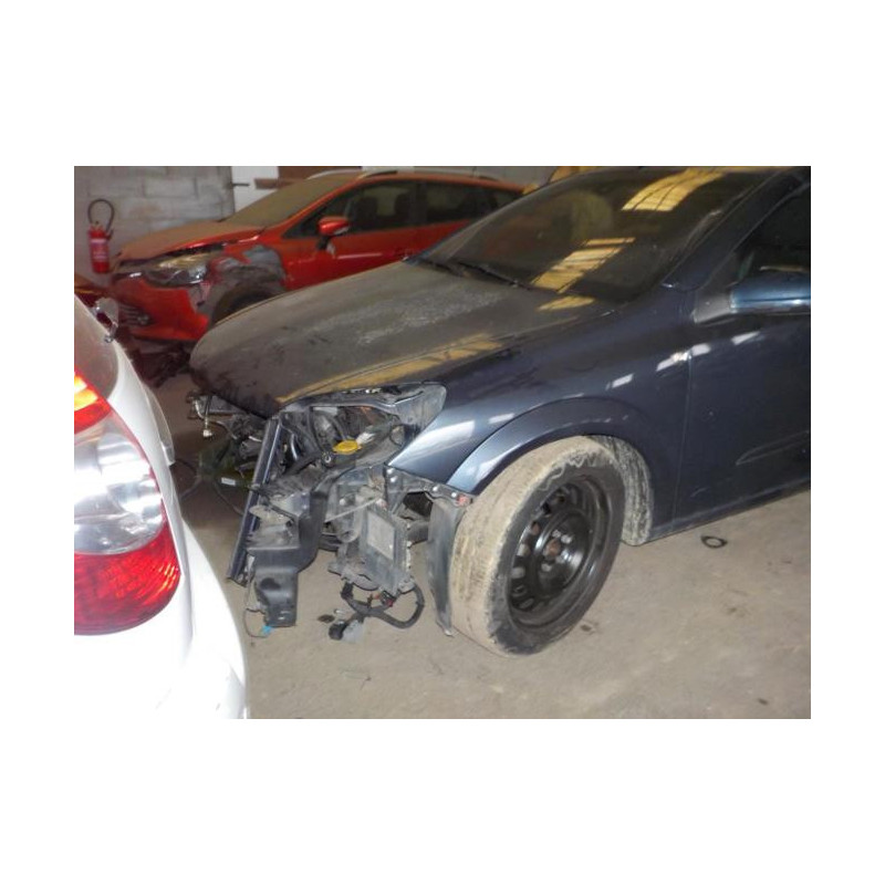 Platine feu arriere gauche OPEL ASTRA H TWINTOP CABRIOLET d’occasion