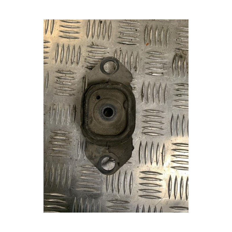 Support moteur gauche RENAULT SCENIC 2 PHASE 2 d’occasion
