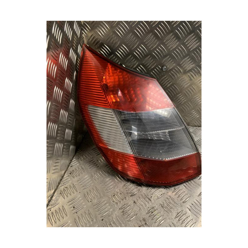Feu arriere principal gauche (feux) RENAULT SCENIC 2 PHASE 2 d’occasion