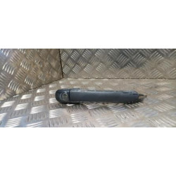 Poignee porte avant gauche VOLKSWAGEN POLO 3 PHASE 2 d’occasion