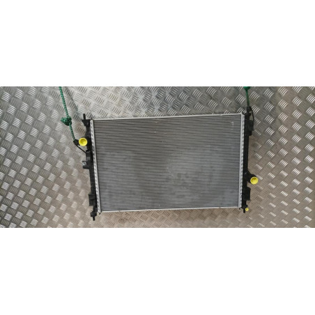 Radiateur eau PEUGEOT 308 3 d’occasion
