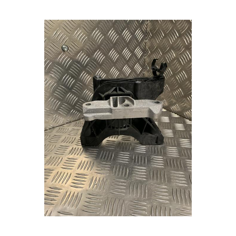 Support moteur PEUGEOT 308 3 d’occasion
