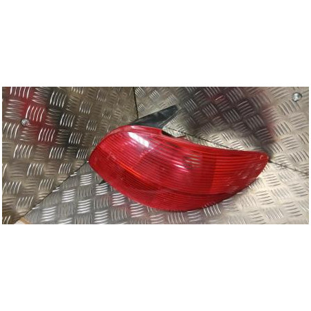 Feu arriere principal droit (feux) PEUGEOT 206 PHASE 1 d’occasion