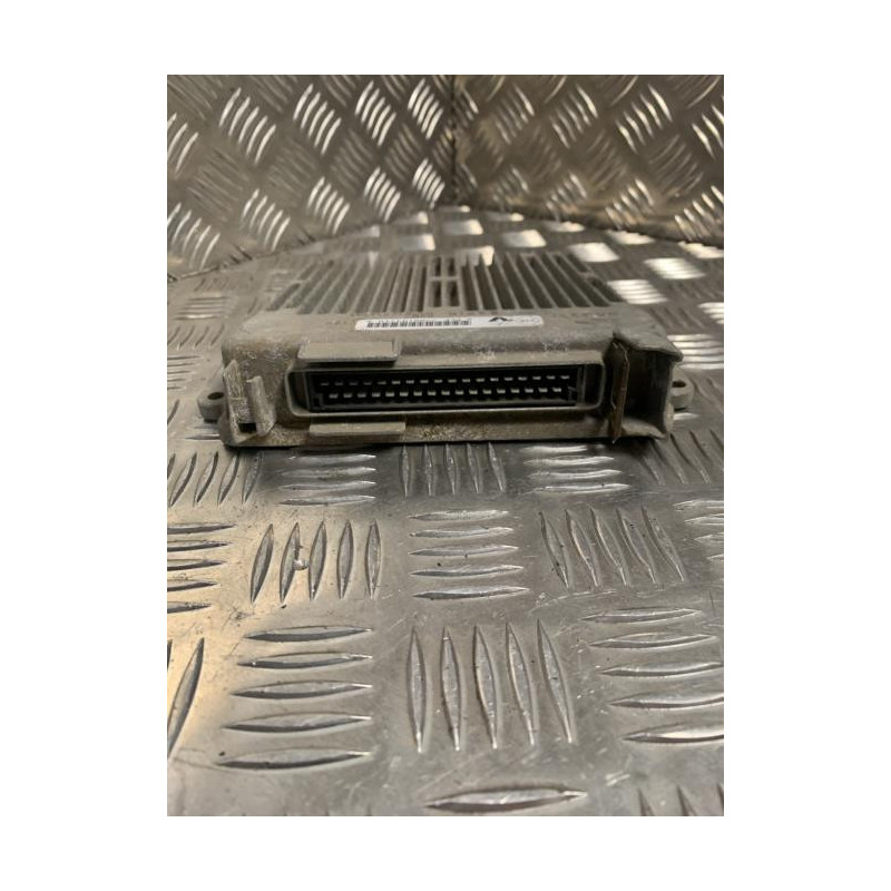 Calculateur moteur RENAULT CLIO 1 PHASE 3 d’occasion