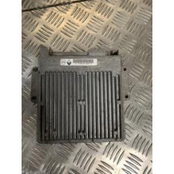 Calculateur moteur RENAULT  d’occasion
