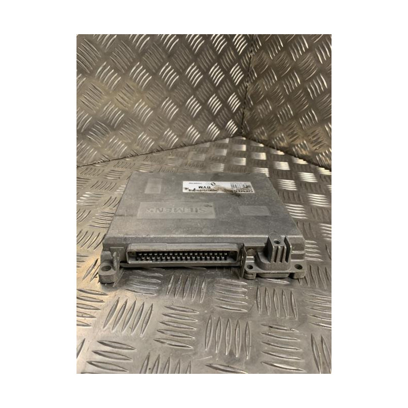 Calculateur moteur RENAULT  d’occasion