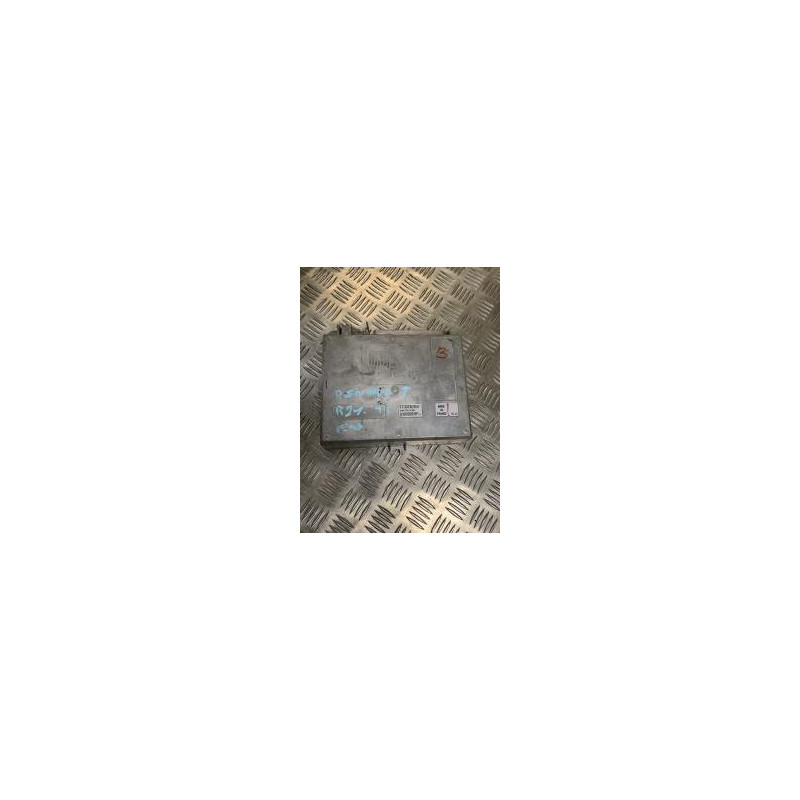 Calculateur moteur RENAULT  d’occasion