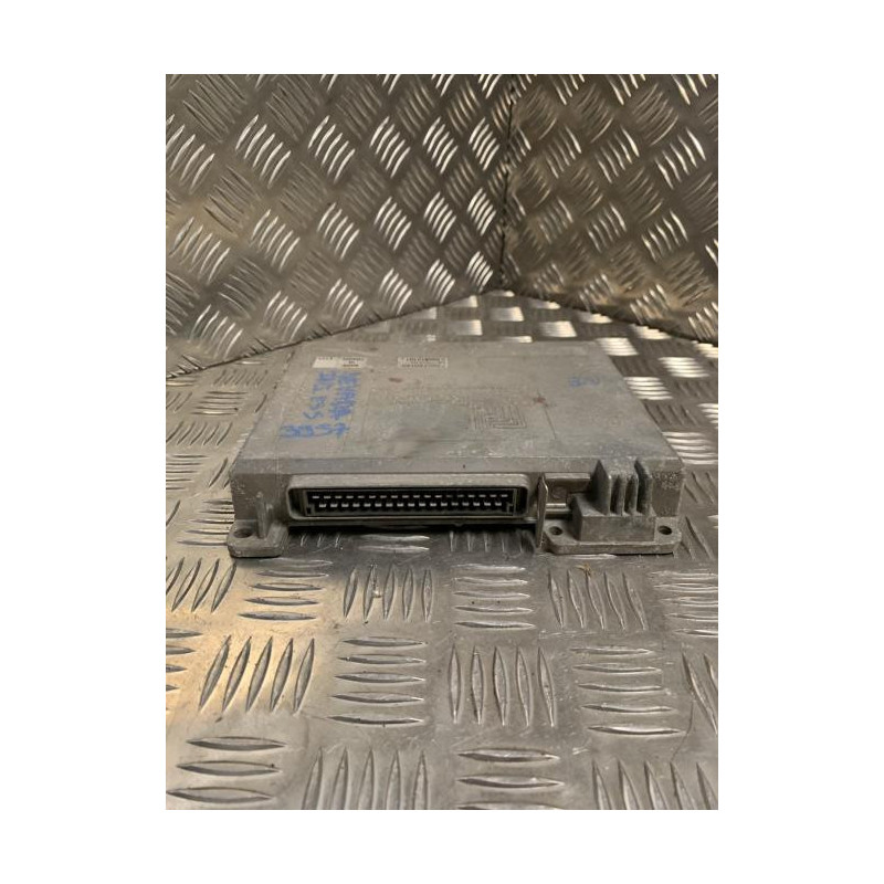 Calculateur moteur RENAULT R21 PHASE 1 BREAK d’occasion