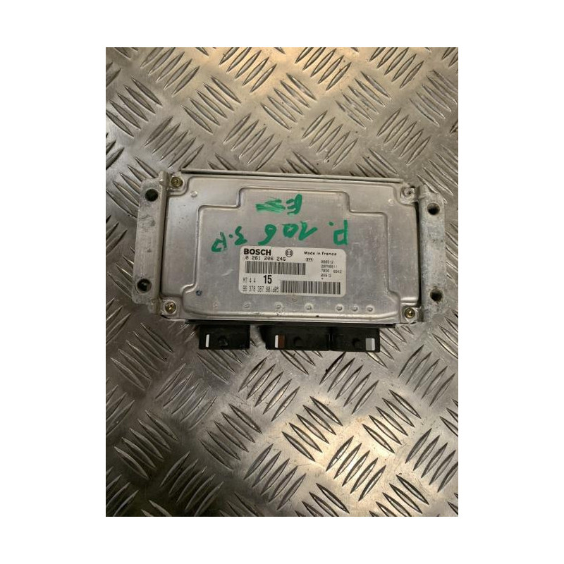 Calculateur moteur PEUGEOT  d’occasion