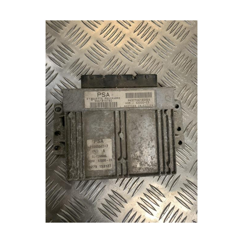 Calculateur moteur PEUGEOT  d’occasion