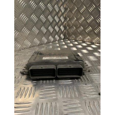 Calculateur moteur RENAULT CLIO 2 PHASE 2 d’occasion