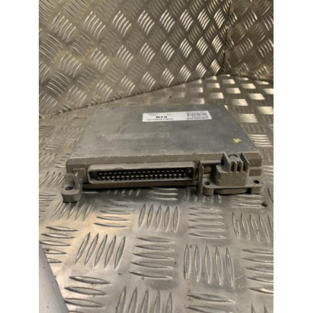 Calculateur moteur RENAULT  d’occasion