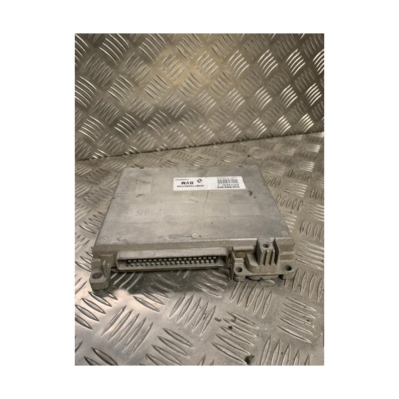 Calculateur moteur RENAULT  d’occasion