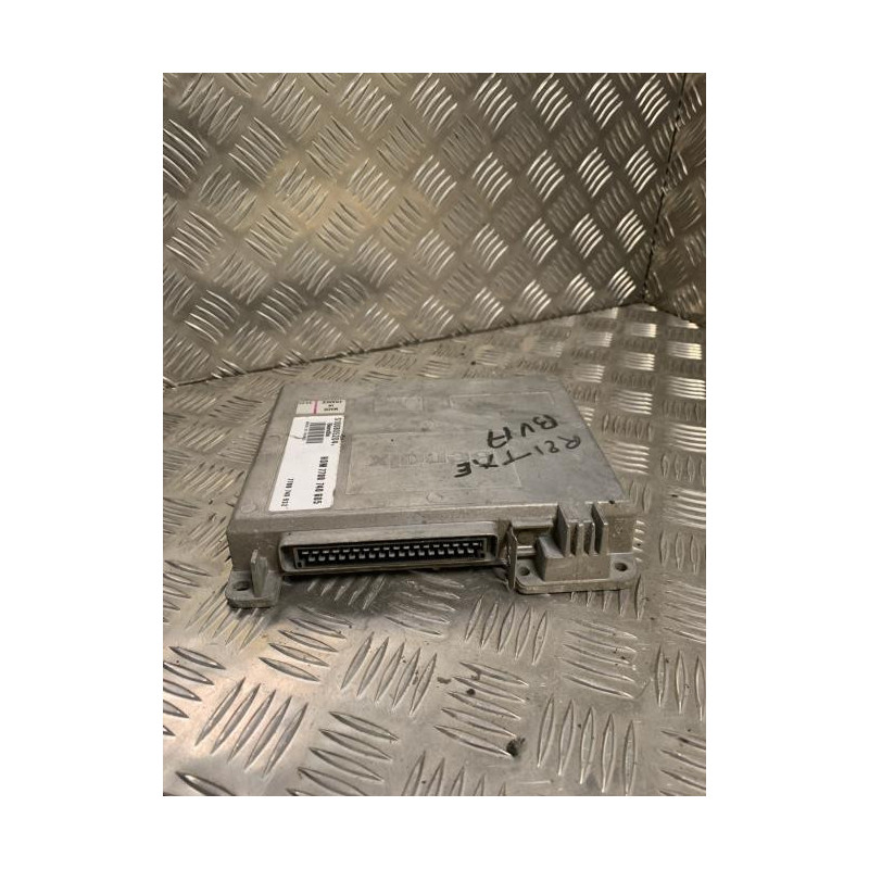Calculateur moteur RENAULT  d’occasion