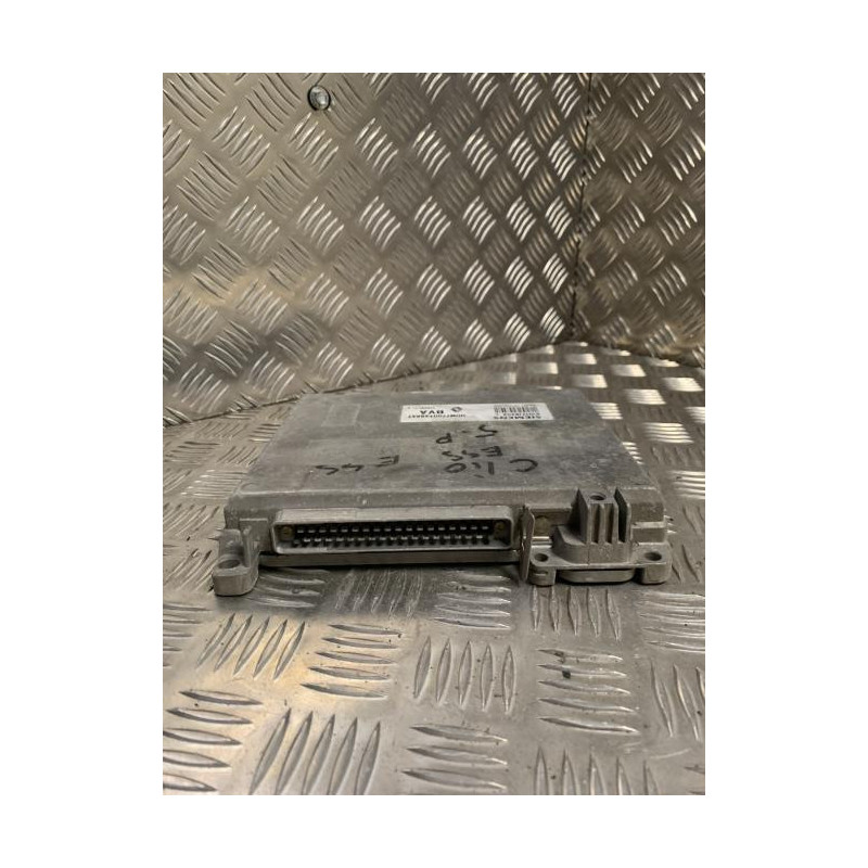 Calculateur moteur RENAULT  d’occasion