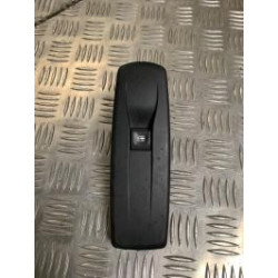Interrupteur de leve vitre avant droit RENAULT MEGANE 3 PHASE 1 BREAK d’occasion
