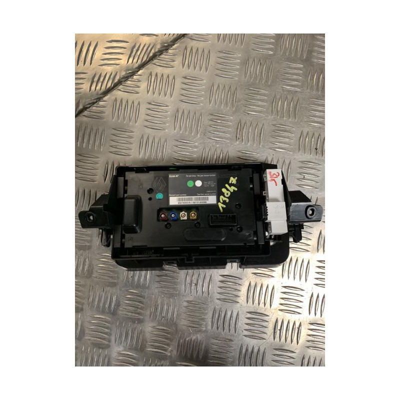 Ecran GPS RENAULT MEGANE 3 PHASE 1 BREAK d’occasion