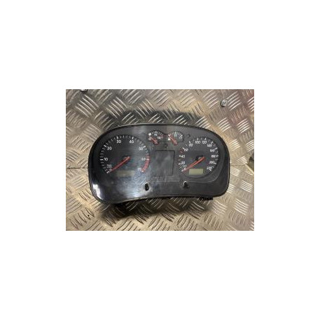 Compteur VOLKSWAGEN GOLF SPORTSVAN PHASE 1 d’occasion
