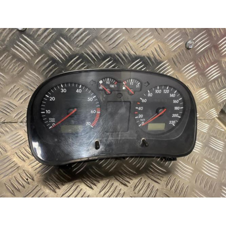 Compteur VOLKSWAGEN GOLF SPORTSVAN PHASE 1 d’occasion