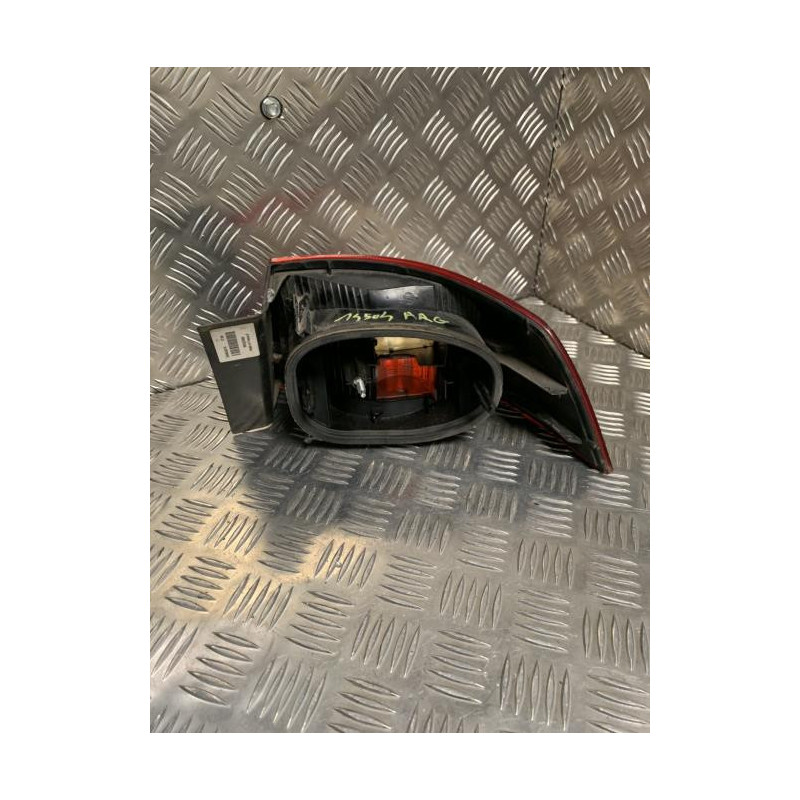 Feu arriere principal gauche (feux) RENAULT LAGUNA 2 PHASE 1 d’occasion