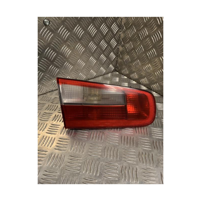 Feu arriere secondaire gauche (feux) RENAULT LAGUNA 2 PHASE 1 d’occasion