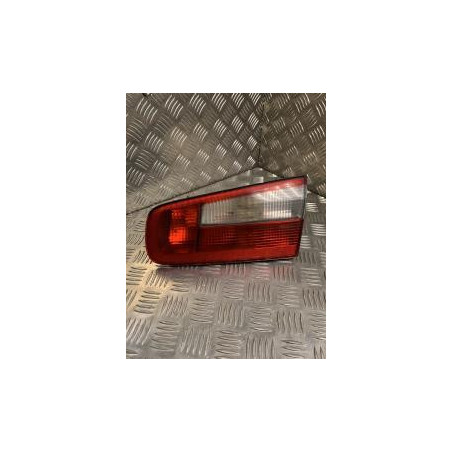 Feu arriere secondaire droit (feux) RENAULT LAGUNA 2 PHASE 1 d’occasion